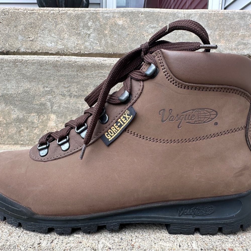 Vasque Sundowner Men's Brown Boots NWOT